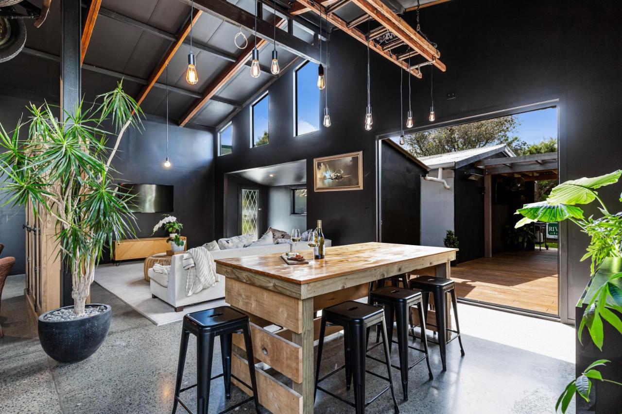 The Black Barn Auckland Exteriör bild
